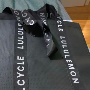 Lululemon x Soul cycle Shopper Tote